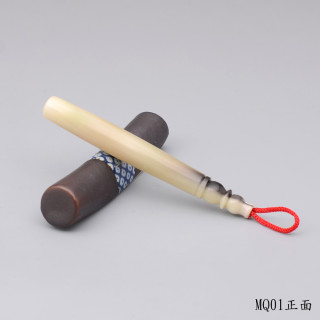 袖珍赤牛角胎毛筆一支