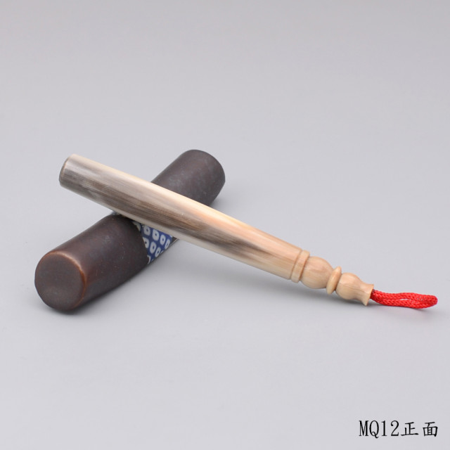 袖珍赤牛角胎毛筆一支
