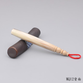 袖珍赤牛角胎毛筆一支
