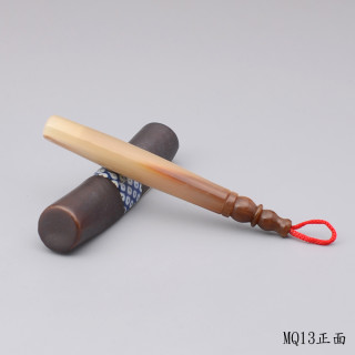 袖珍赤牛角胎毛筆一支