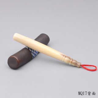 袖珍赤牛角胎毛筆一支