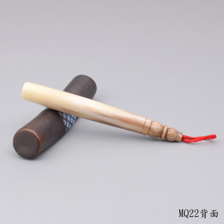 袖珍赤牛角胎毛筆一支