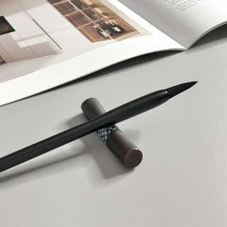 黑檀木胎毛筆一支