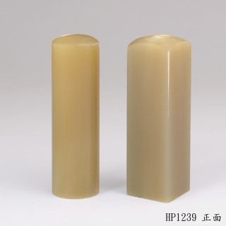 奶茶色牛角對章