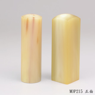 奶茶色牛角對章